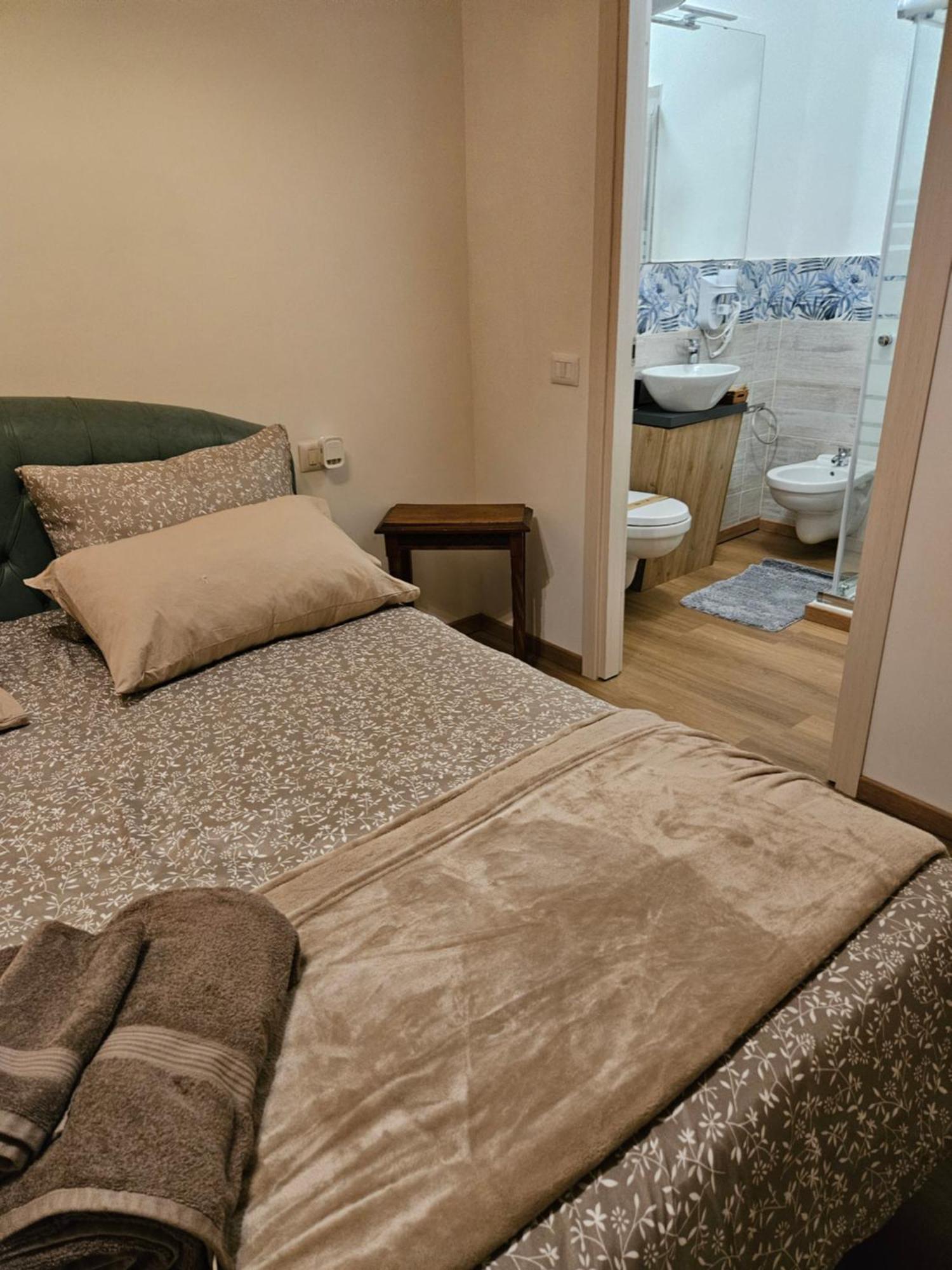 Mxp Room Busto Busto Arsizio Luaran gambar